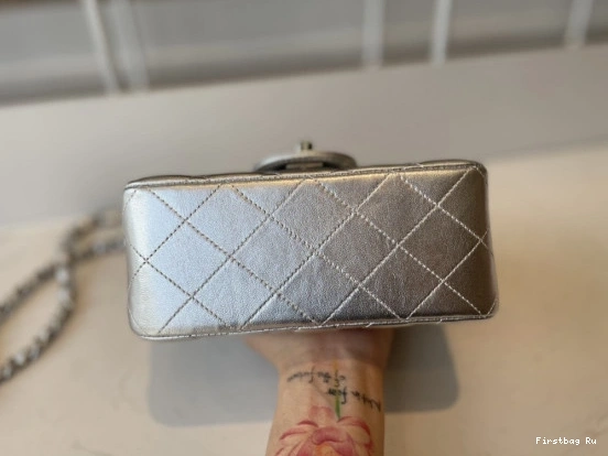 First Bag Ru BAG FLAP CHANEL 0824